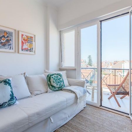 Renovated Sunny Apartment With Amazing Sunset Balcony , By Timecooler Lisbon Exterior photo