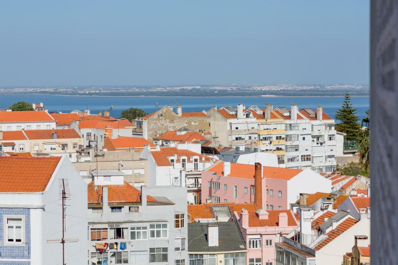 Renovated Sunny Apartment With Amazing Sunset Balcony , By Timecooler Lisbon Exterior photo