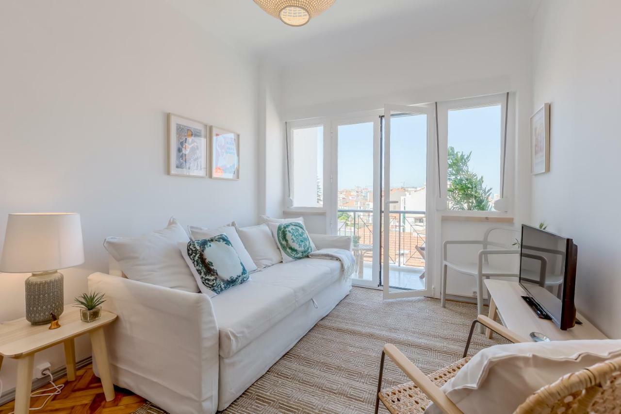 Renovated Sunny Apartment With Amazing Sunset Balcony , By Timecooler Lisbon Exterior photo